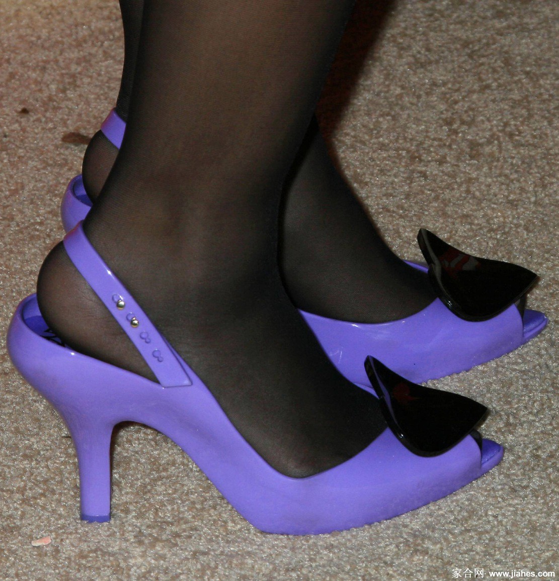 [CELEBRITY NYLON]Leona Lewis in nylon stockings,pantyhose,tights 8[4]