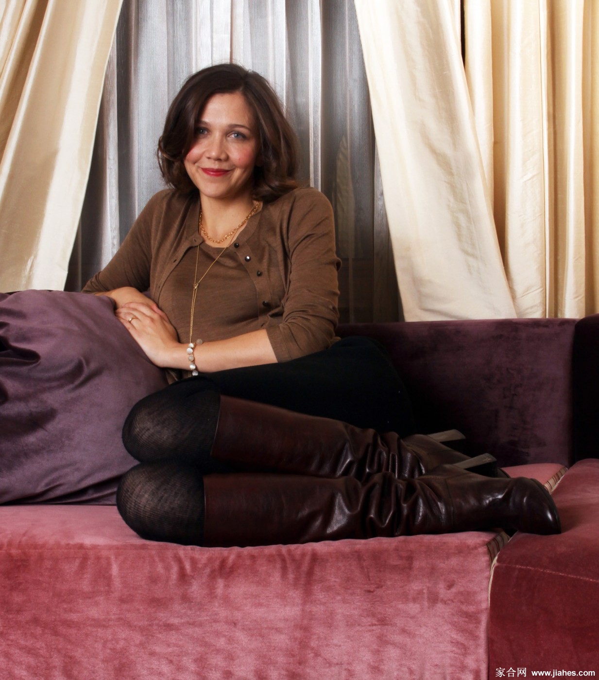[CELEBRITY HOSIERY]Maggie Gyllenhaal in nylon stockings,pantyhose,tights 2[4]