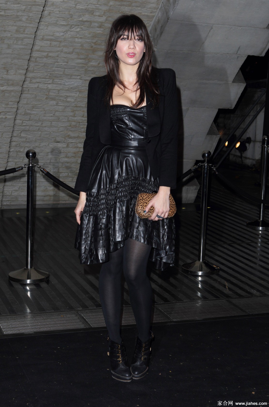 [CELEBRITY HOSIERY]Daisy Lowe in nylon stockings,pantyhose,tights[4]