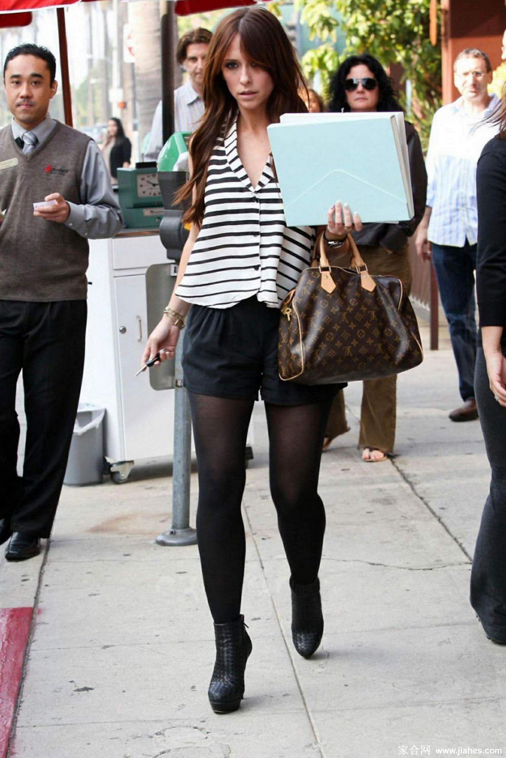 [CELEBRITY PANTYHOSE]Jennifer Love Hewitt in nylon stockings,pantyhose,tights[8]
