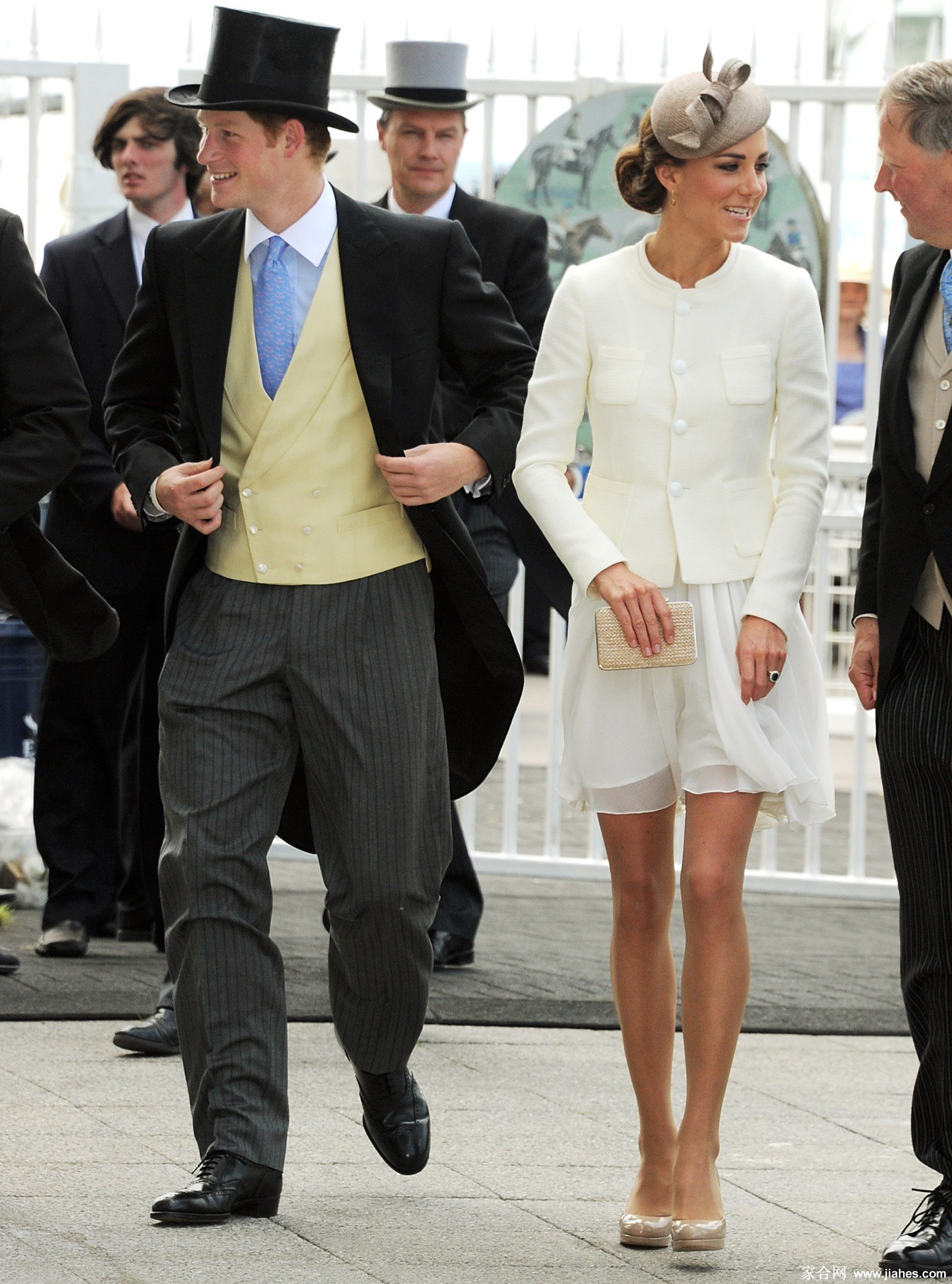 [CELEBRITY HOSIERY]Kate Middleton in nylon stockings,pantyhose,tights 12[9]