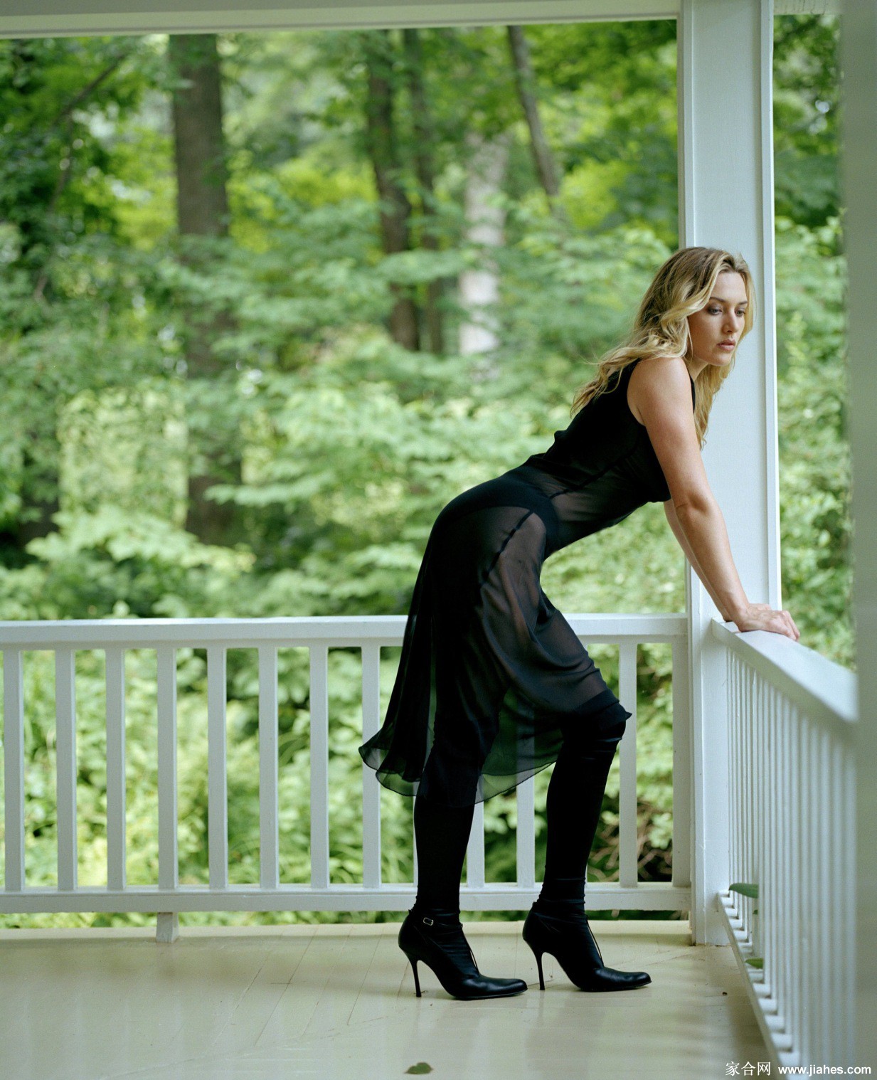 [CELEBRITY NYLON]Kate Winslet in nylon stockings,pantyhose,tights[7]