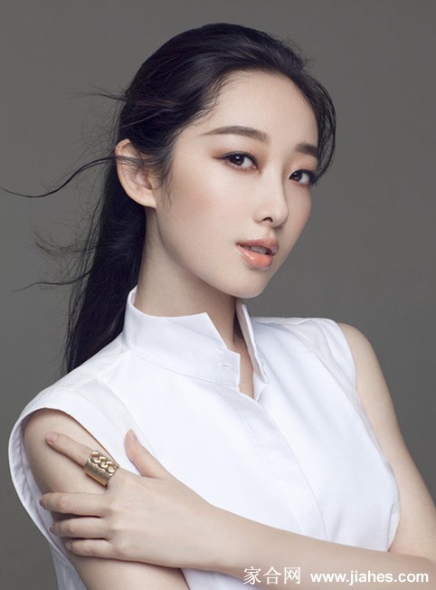蒋梦婕纯白魅惑极致清