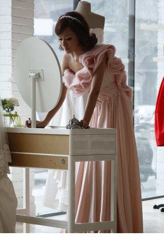 叶一茜田亮华美婚纱照 幸福甜蜜生活点滴[3]