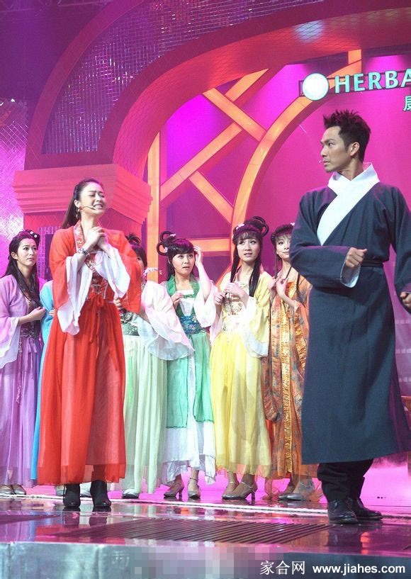 女演员蒋欣在年代秀的出色表现