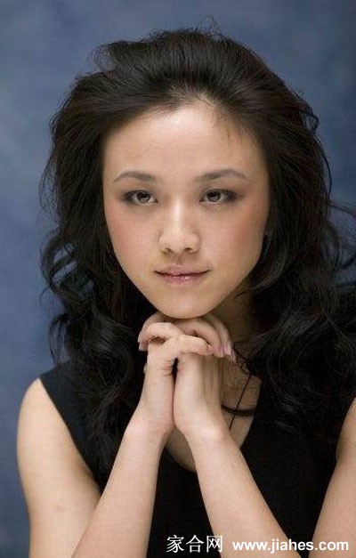 汤唯黑衣尽显成熟女人魅力[11]