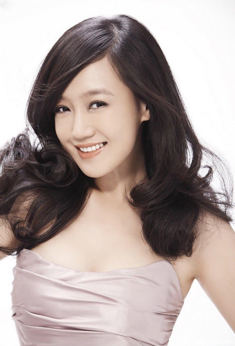 薛佳凝纯美香艳诱人写真美女[2]