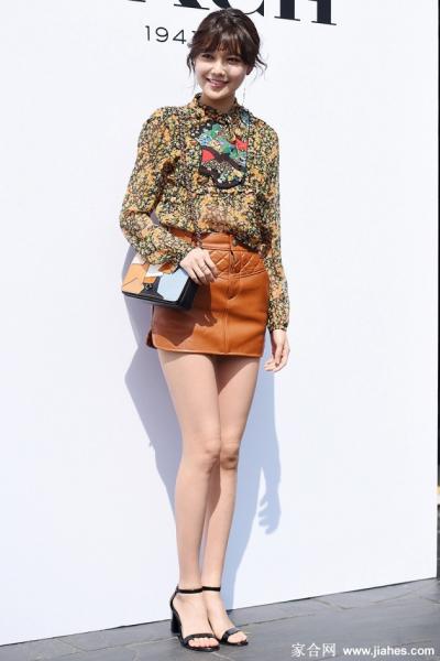 少女时代崔秀英紧身裤,少女时代崔秀英现场照,少女时代崔秀英走秀,少女时代崔秀英代言,少女时代崔秀英超美腿