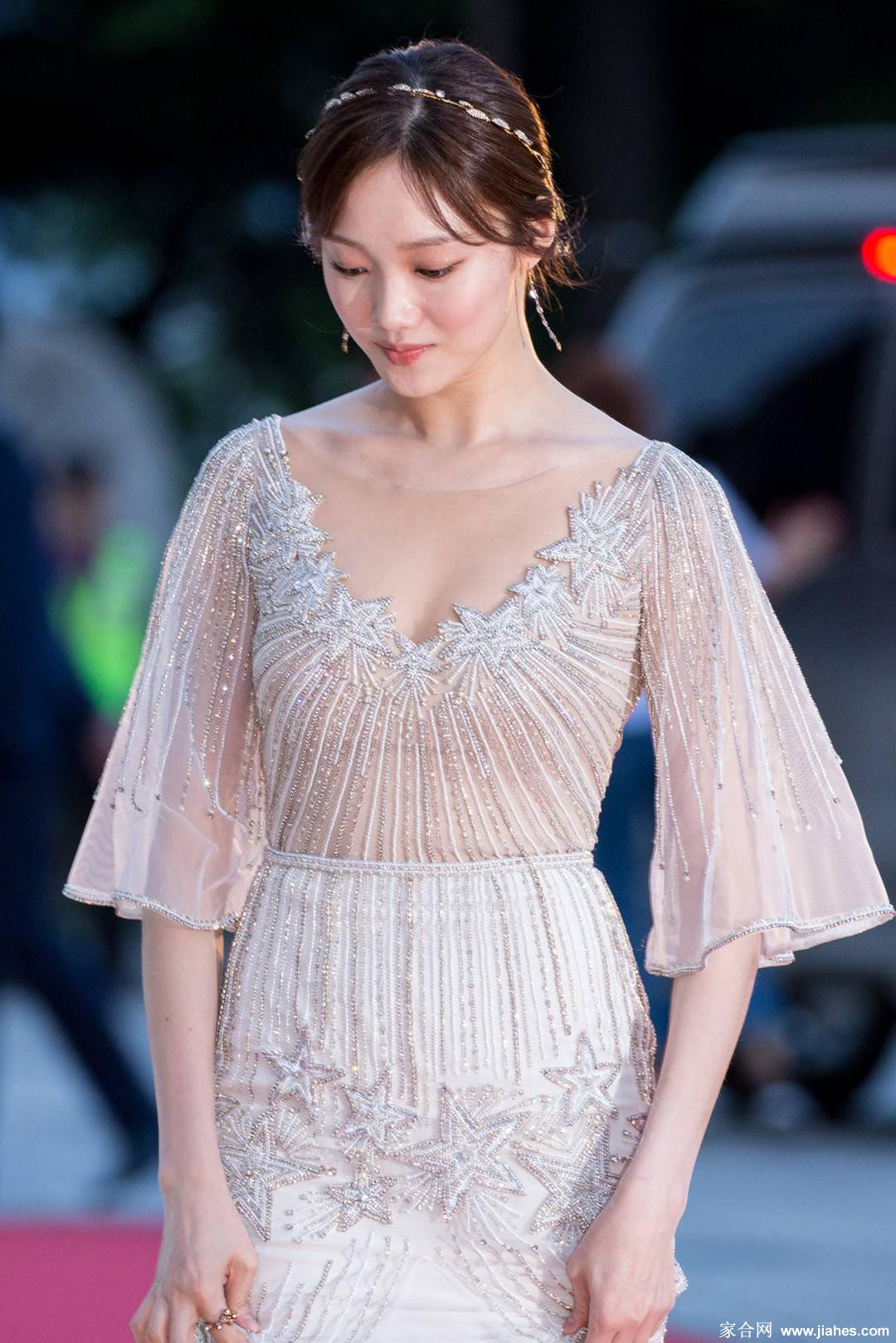 李圣经美脚,李圣经厚丝袜,李圣经下半身,李圣经黑皮裤,李圣经美腿炮架,李圣经紧身裤[7]