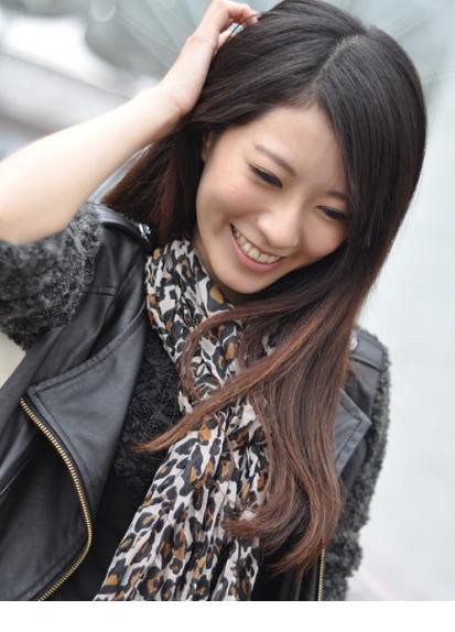 南方最美女记者性感漂亮不输波多野结衣[9]