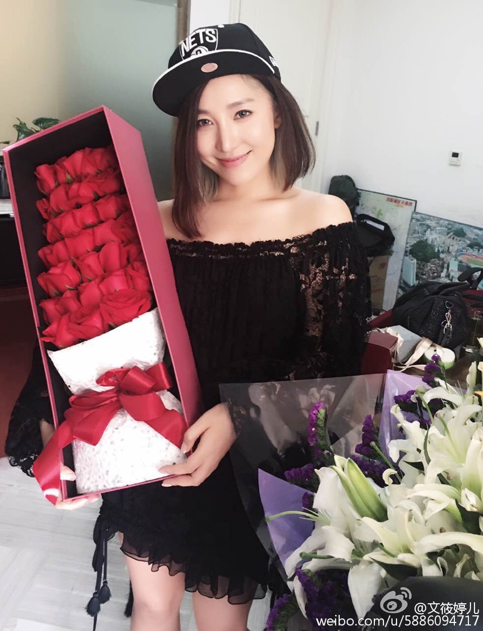 文筱婷性感黑丝美腿高跟自拍[3]