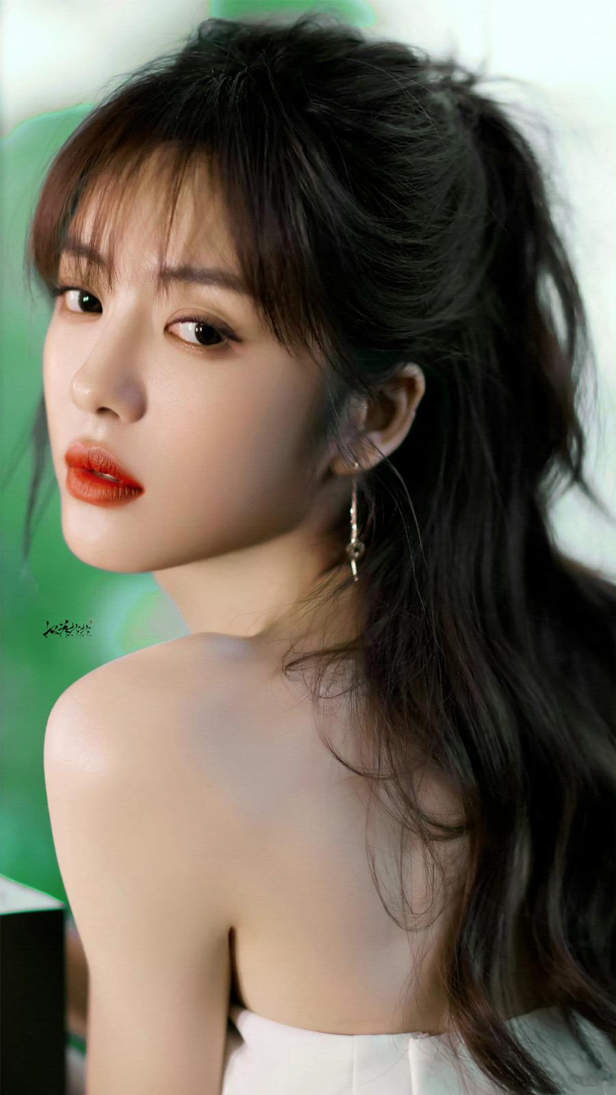 蔡文静白嫩美腿纯欲写真[7]