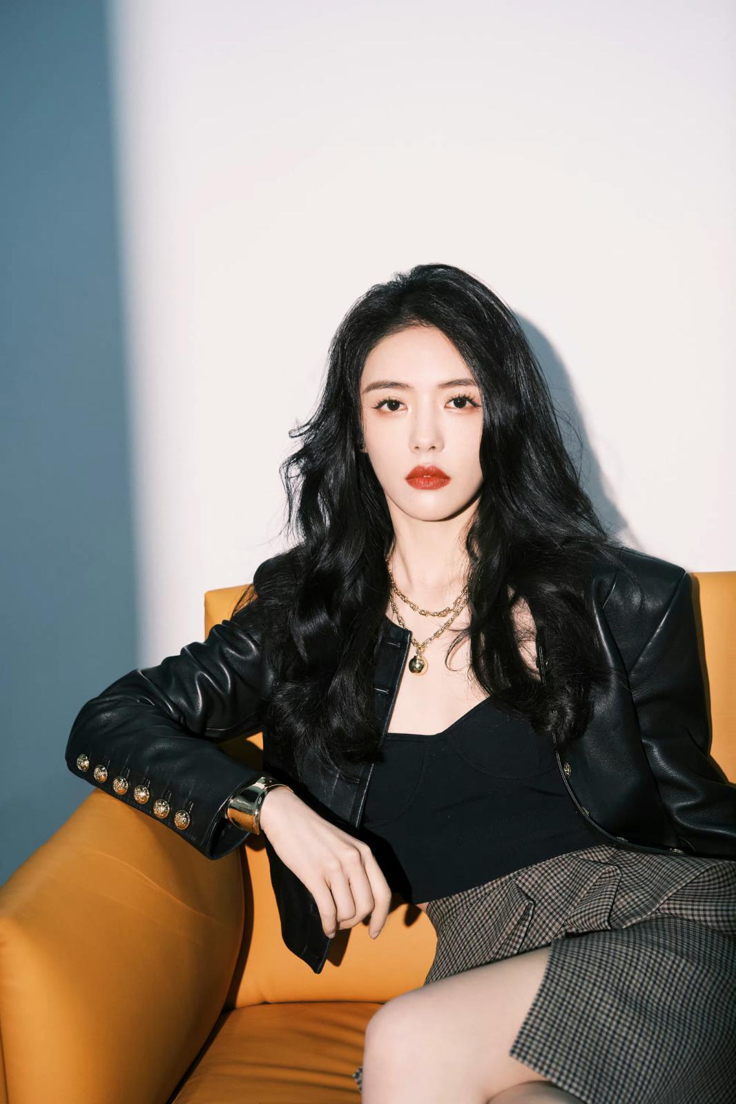 蔡文静美背倩影美丽写真[5]