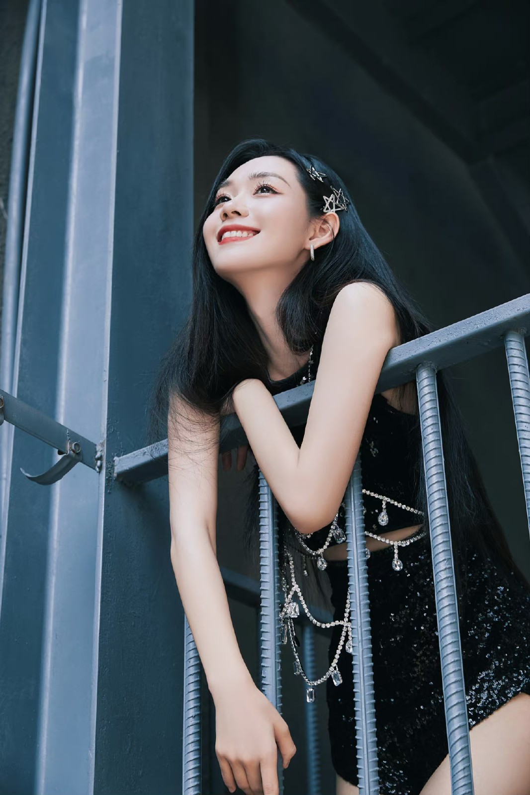 段奥娟长靴美腿野性写真[4]
