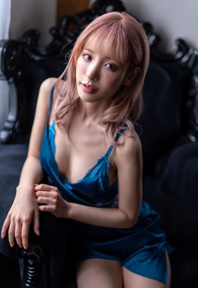 桃乃木香奈金发清纯靓丽写真