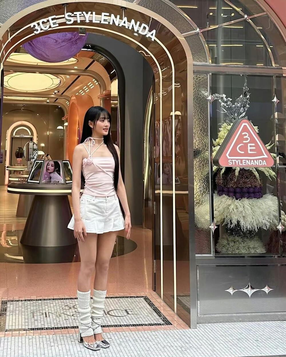 Minnie金米妮大长腿性感写真[2]