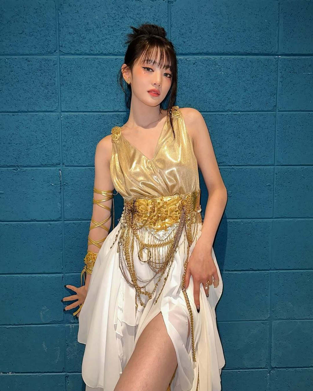 Minnie金米妮性感紧身包臀短裙舞台诱人[8]