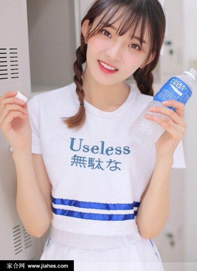 清纯女神李小璐麻花辫俏皮可爱写真图片[4]