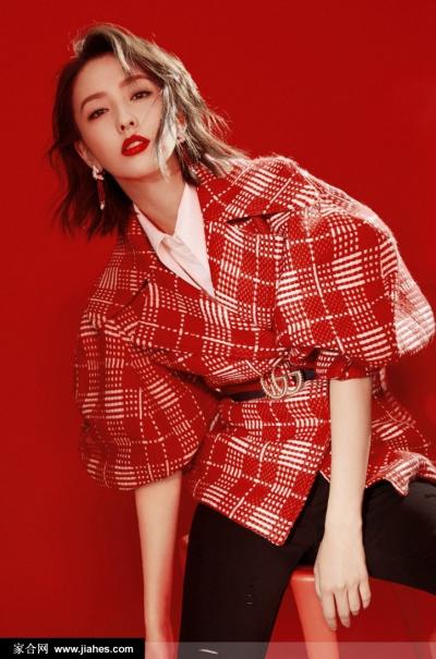 佟丽娅烈焰红唇造型百变尽显熟女气质时尚写真图片