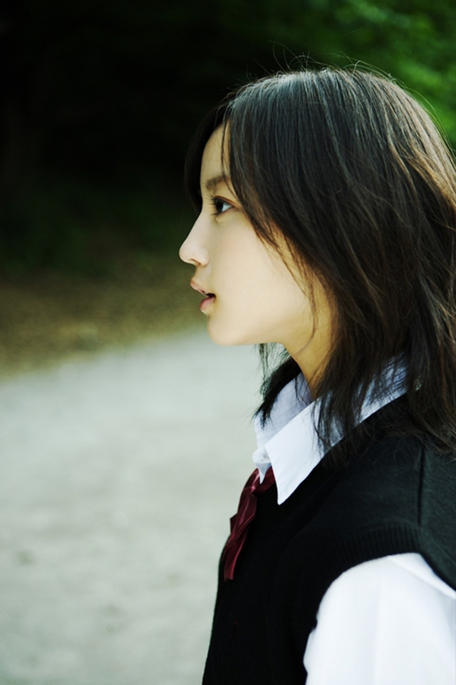 日本美女明星堀北真希清纯学生写真