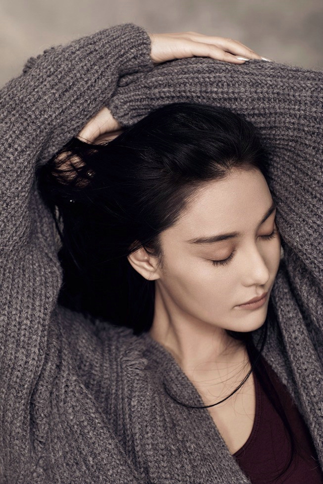 张馨予早春唯美写真 长发飘然淡雅随性[4]