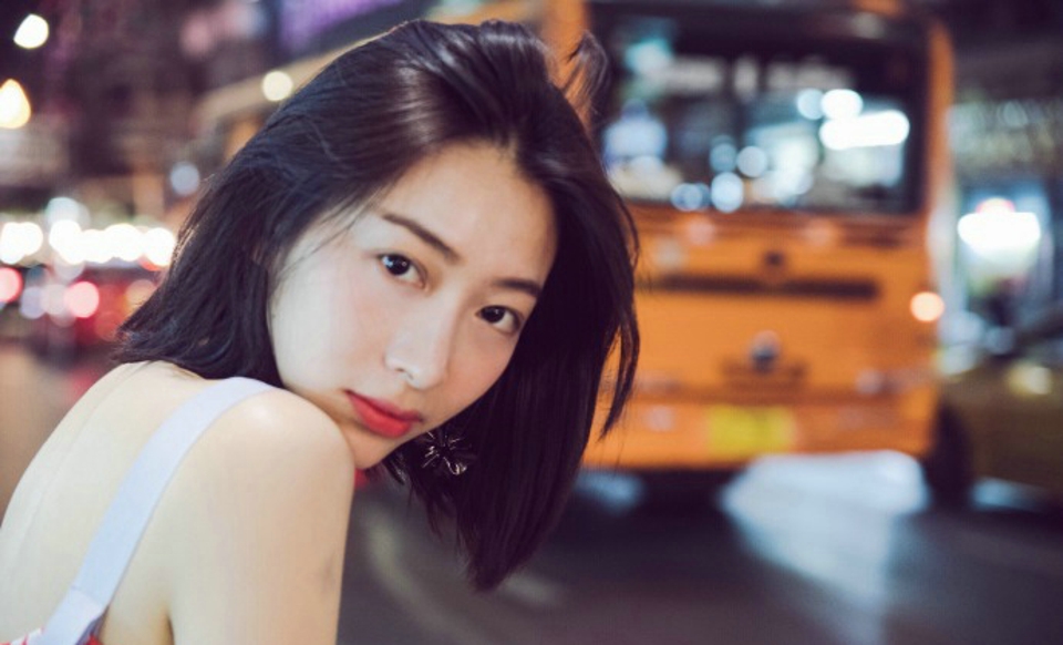 泰国度假的温雅女神和少女模式随时切换[4]