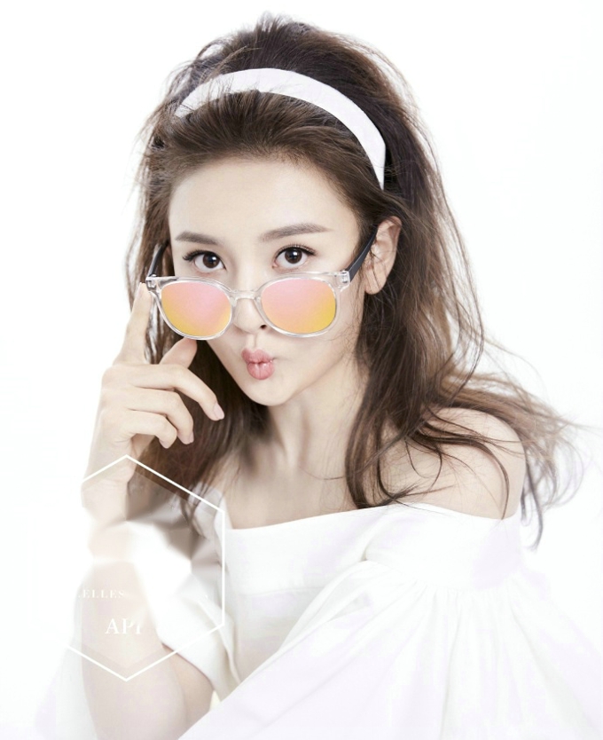 宋祖儿时尚大片 小童星出落成大美女[3]