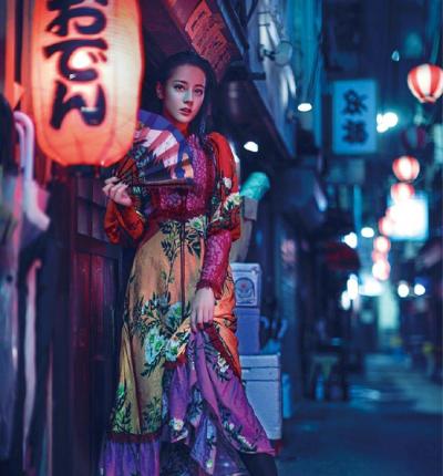 迪丽热巴吴磊《时尚芭莎》10月刊封面大片曝光