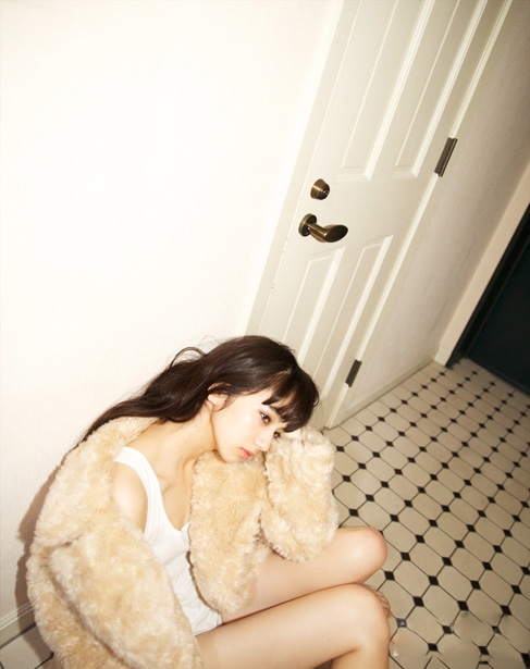 日本女星小松菜奈酒店写真 浴室湿身性感妖娆[6]